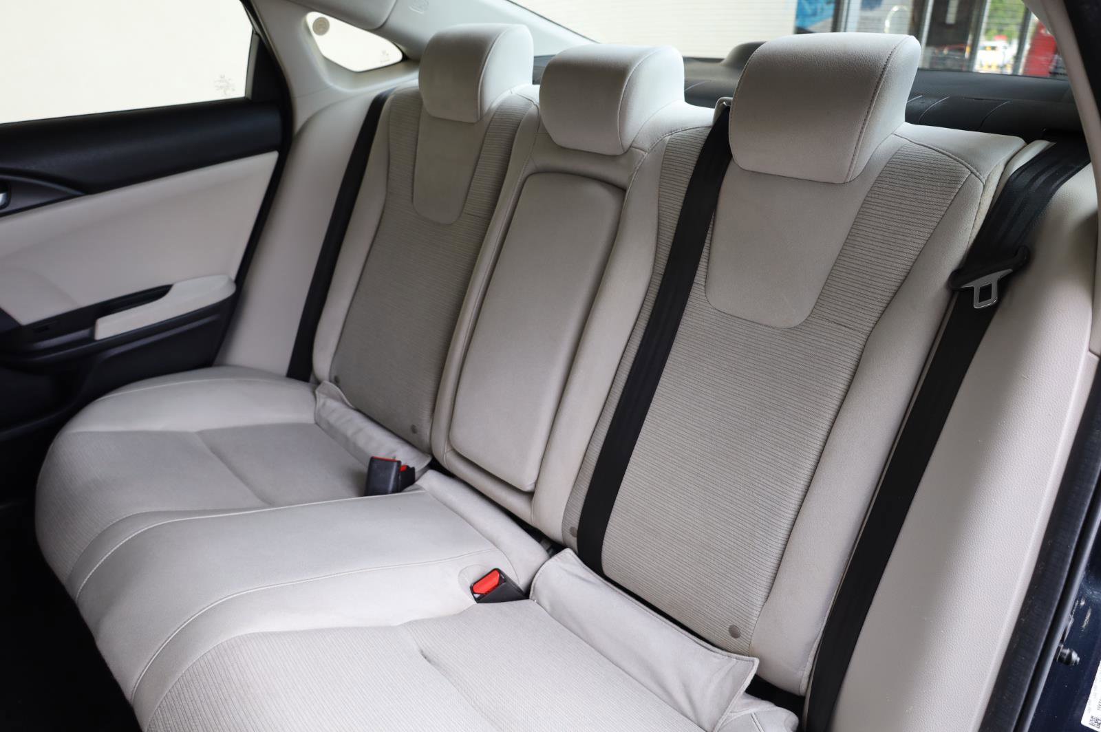 Used 2019 Honda Insight EX image 19