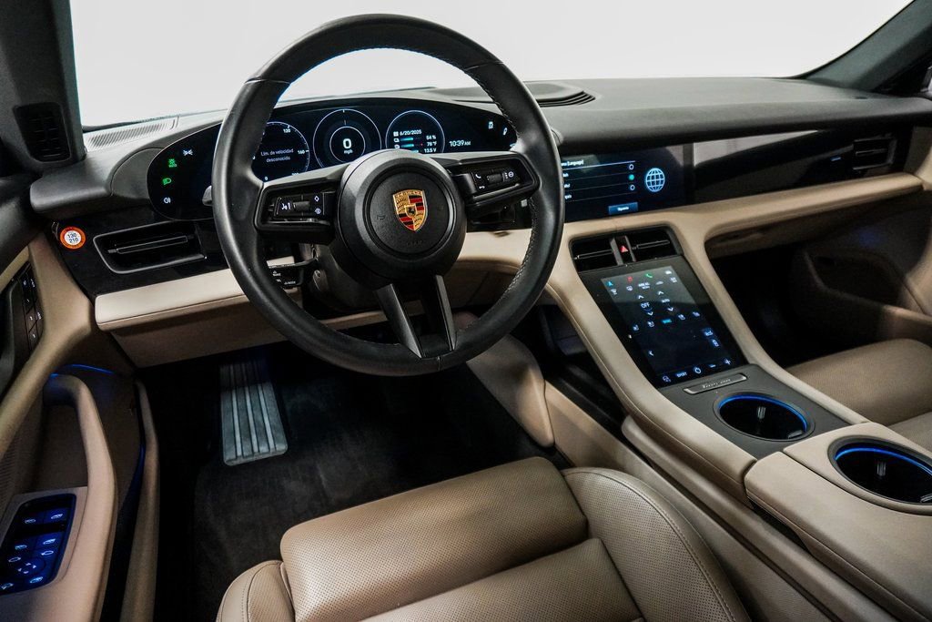 Used 2022 Porsche Taycan 4 Cross Turismo image 27