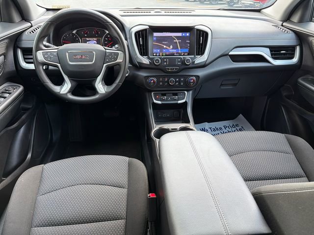 Used 2024 GMC Terrain SLE w/ Driver Convenience Package FWD image 22