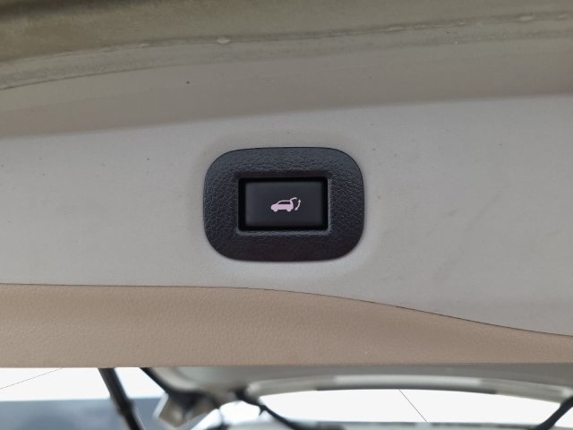 Used 2019 Nissan Rogue SV w/ Premium Package AWD/4WD image 34