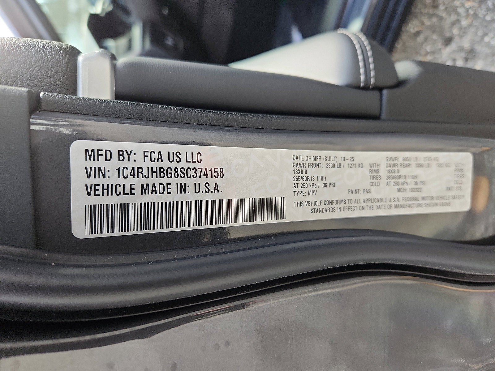 New 2025 Jeep Grand Cherokee Limited image 16