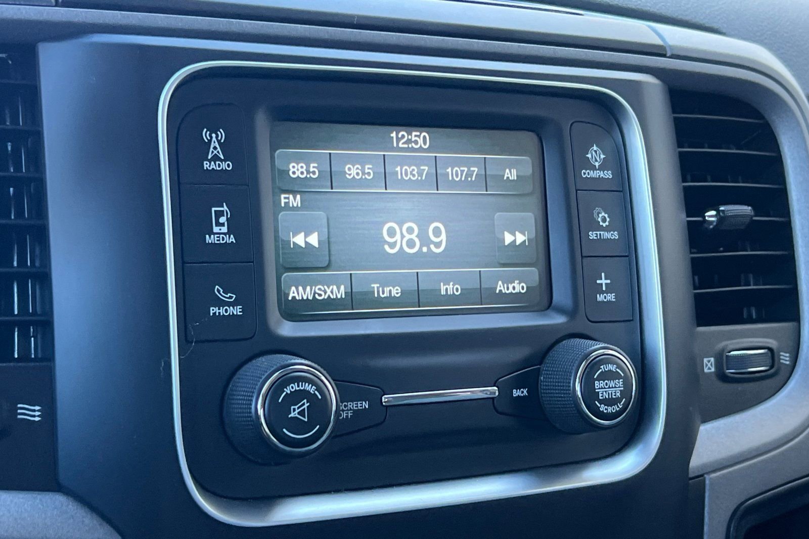 Used 2015 RAM 2500 Tradesman w/ Chrome Appearance Group image 17