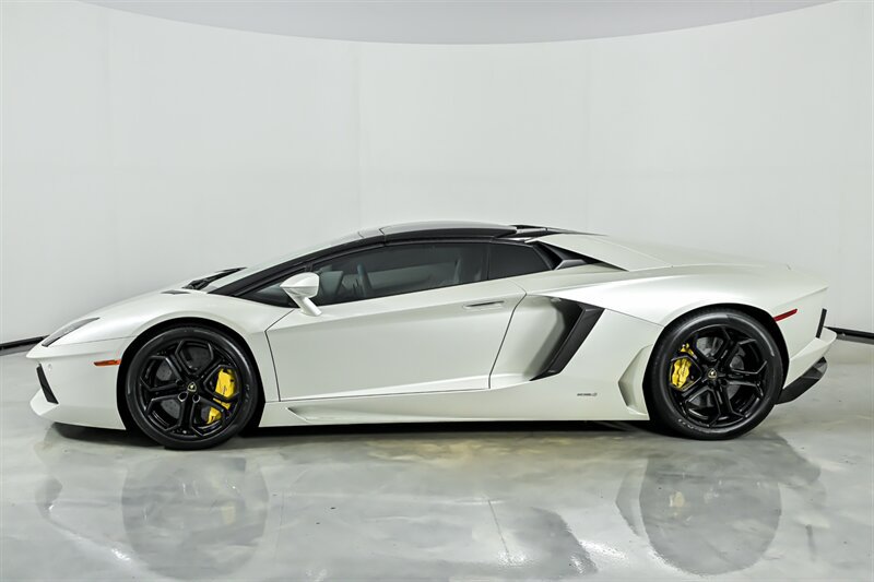 Used 2014 Lamborghini Aventador LP 700-4 AWD/4WD image 7