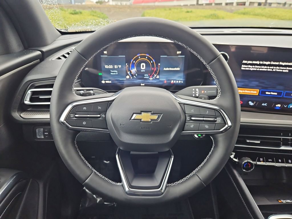 New 2026 Chevrolet Traverse LT image 14