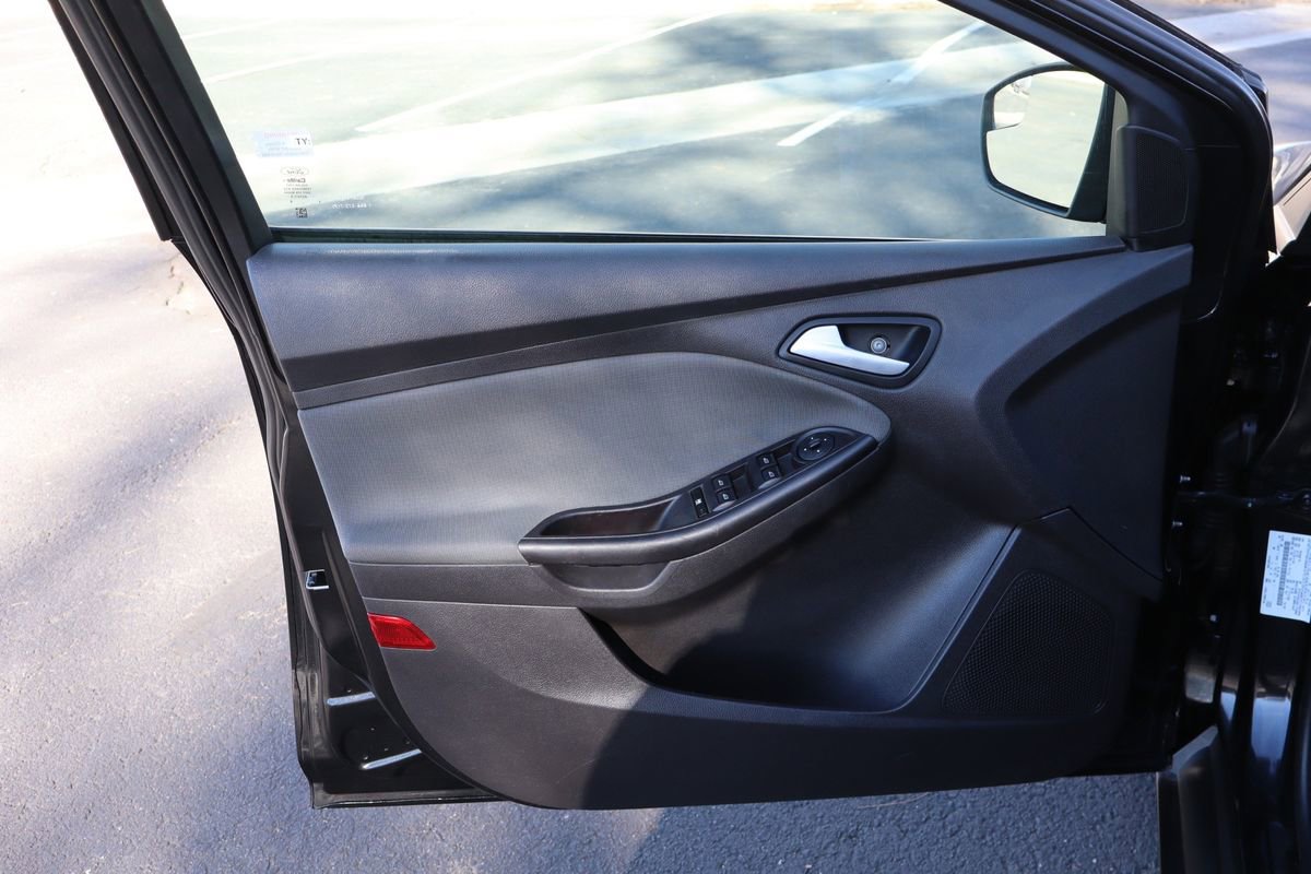 Used 2013 Ford Focus SE image 23