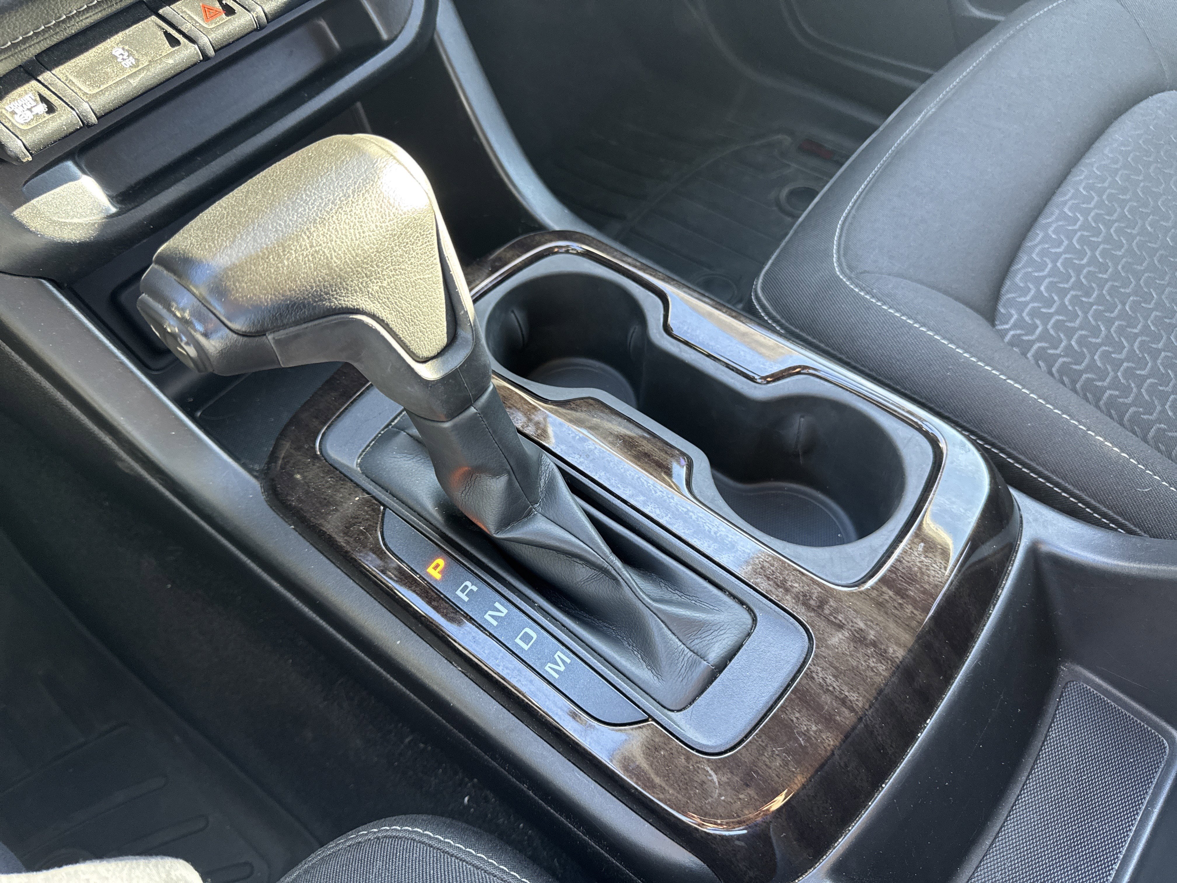 Used 2016 GMC Canyon SLE w/ SLE Convenience Package image 21