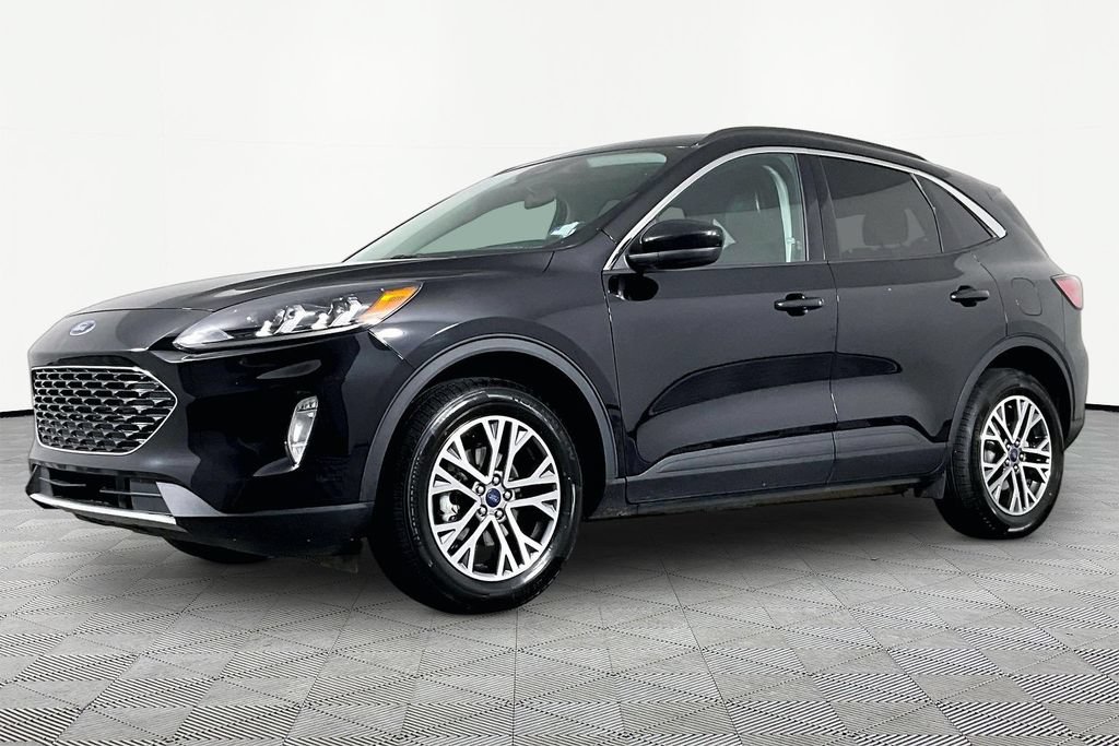 Used 2022 Ford Escape SEL w/ Technology Package