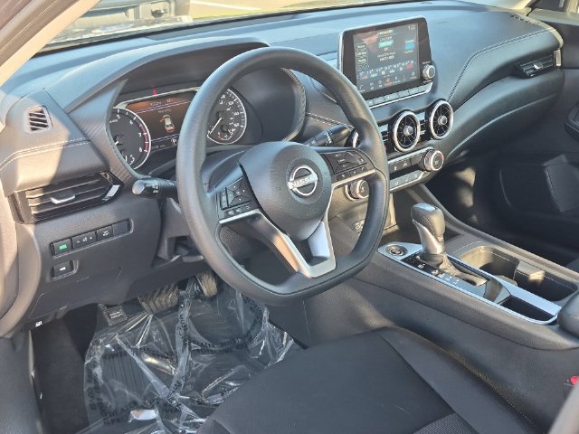 Used 2024 Nissan Sentra SV FWD image 20