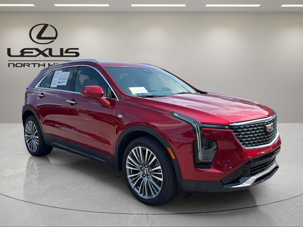 Used 2024 Cadillac XT4 Premium Luxury w/ Active Safety Package AWD/4WD image 4