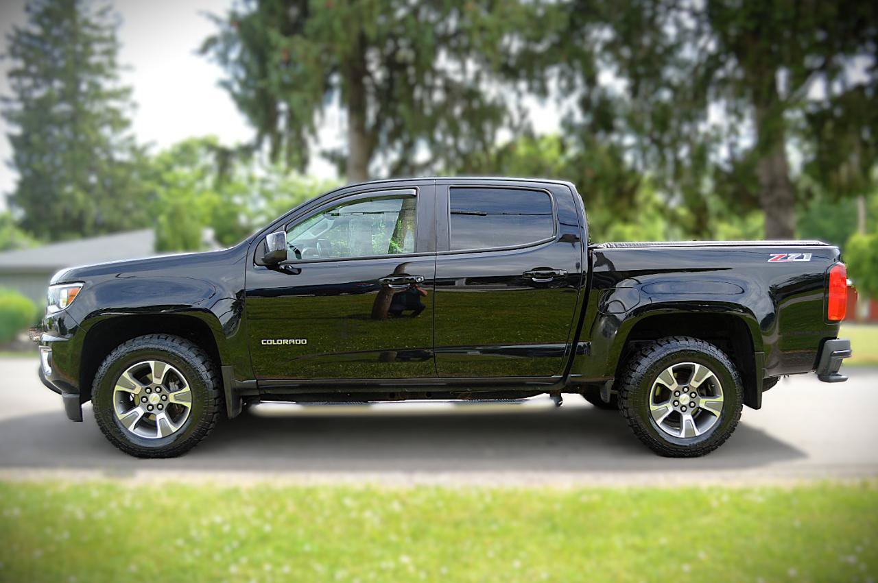 Used 2018 Chevrolet Colorado Z71 AWD/4WD image 8