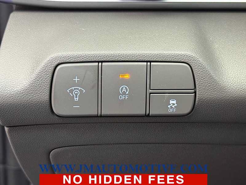 Used 2024 Hyundai Elantra SE FWD image 30