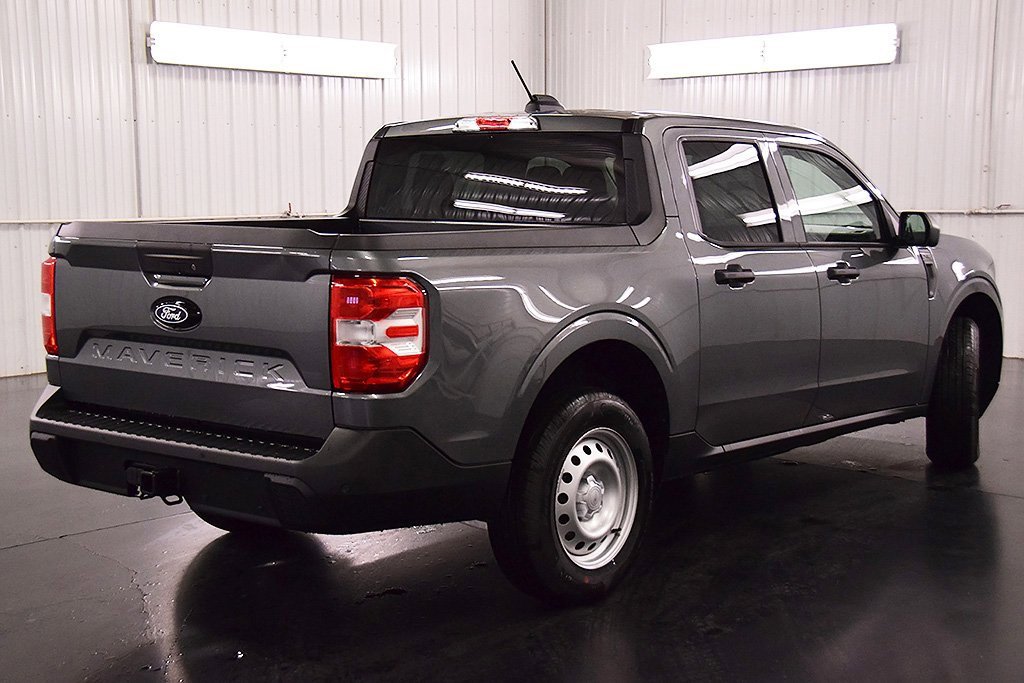 New 2025 Ford Maverick XL w/ Equipment Group 101A image 8