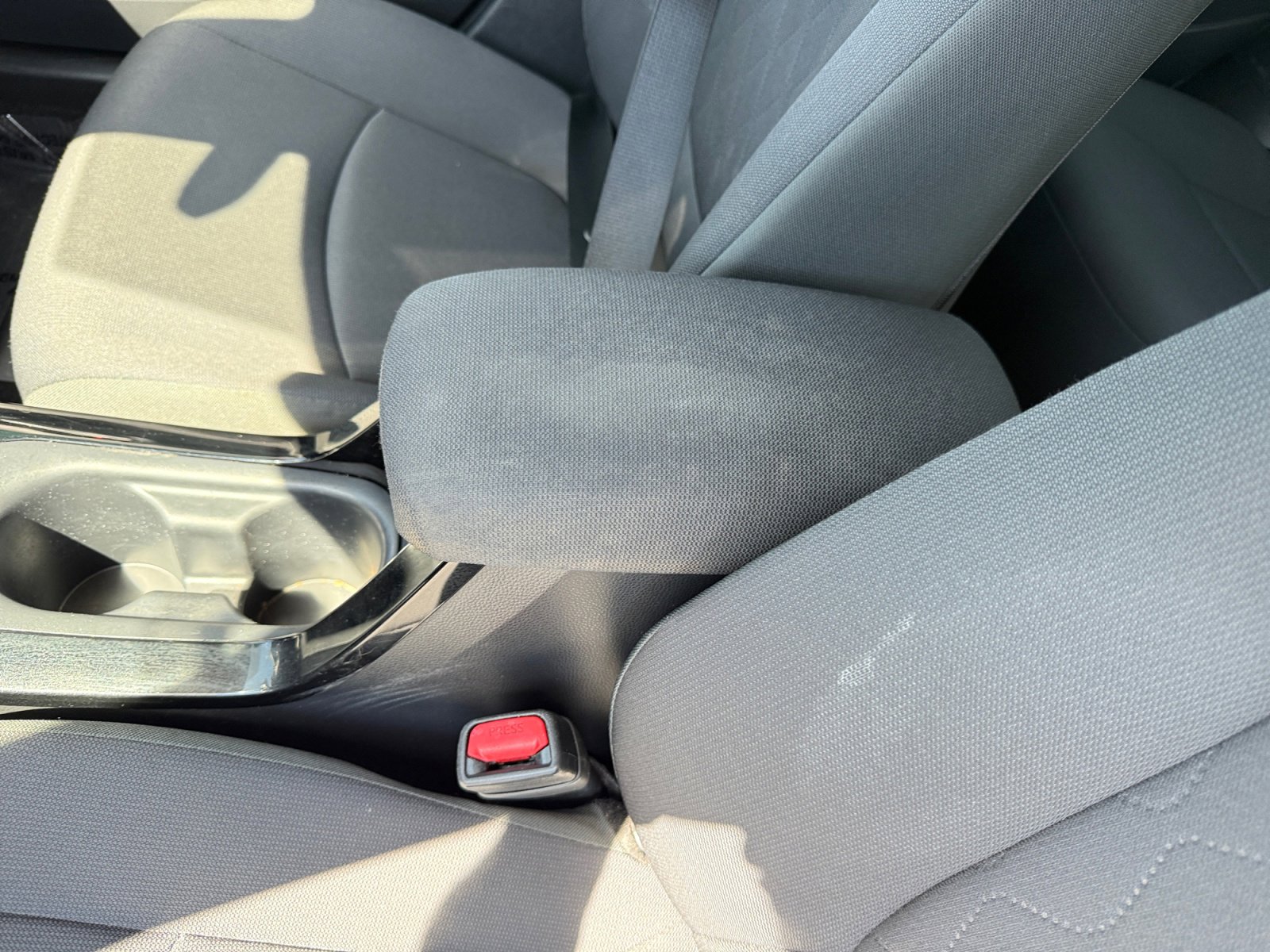 Used 2021 Toyota Corolla LE image 14