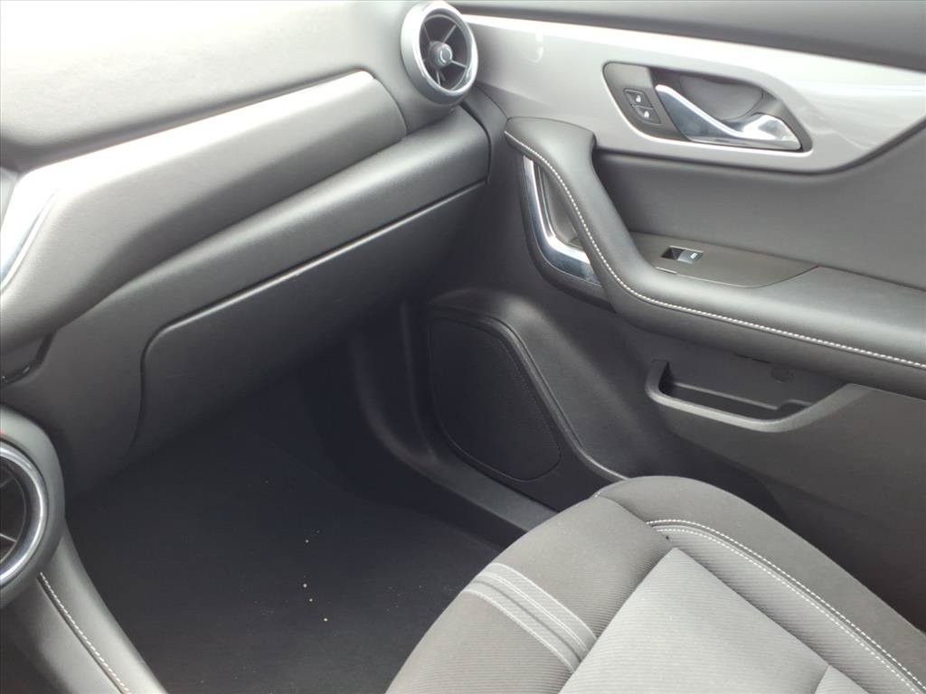Used 2025 Chevrolet Blazer LT AWD/4WD image 22