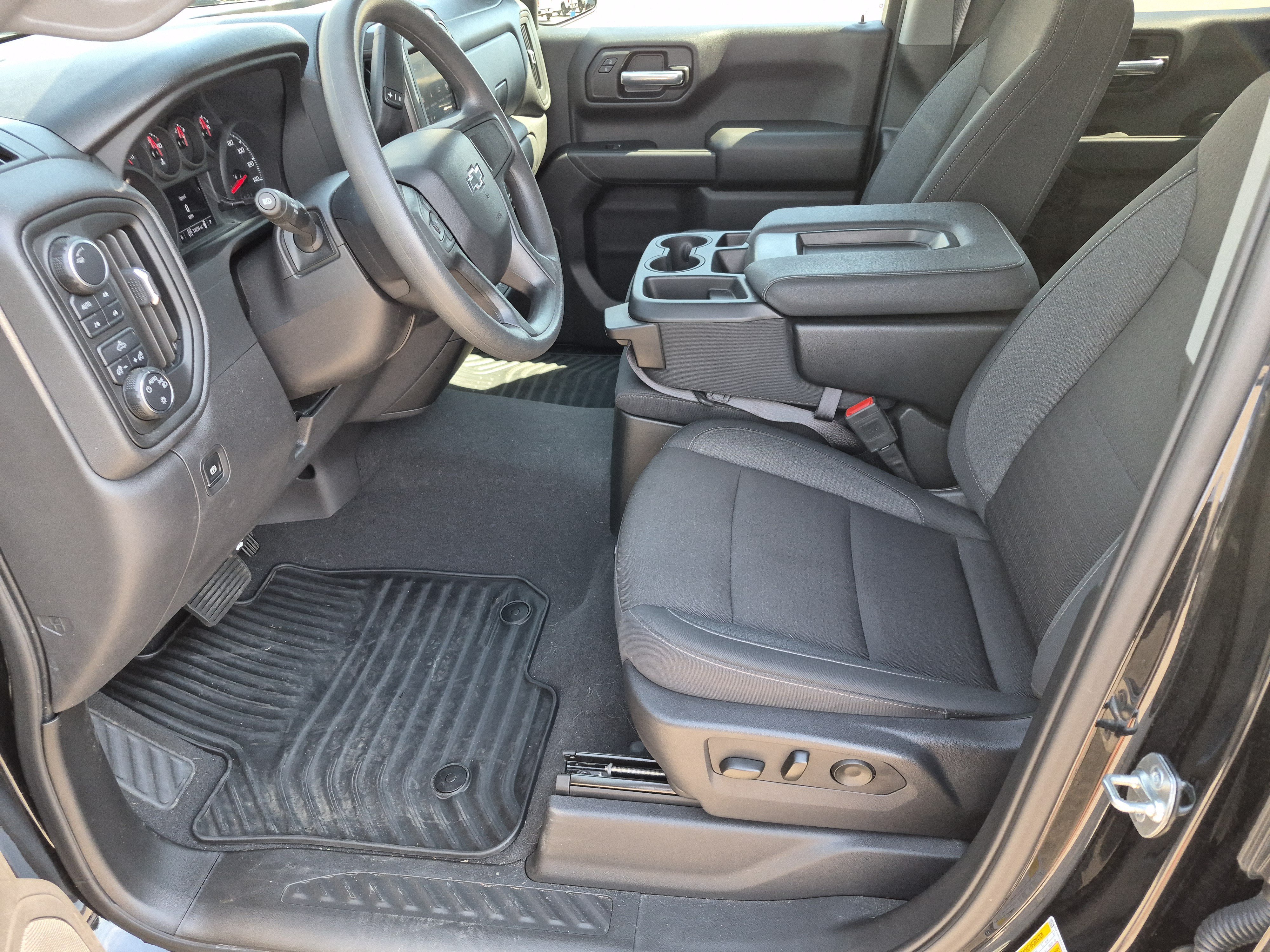 Used 2025 Chevrolet Silverado 1500 Custom Trail Boss AWD/4WD image 12