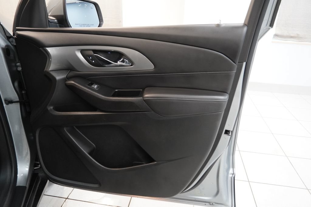Used 2024 Chevrolet Traverse LT AWD/4WD image 36