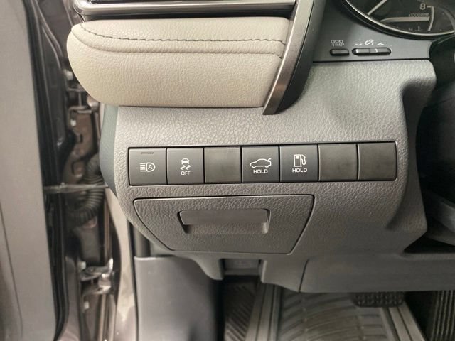 Used 2022 Toyota Camry SE AWD/4WD image 18