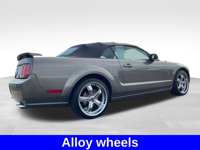 Used 2005 Ford Mustang GT Premium RWD image 5