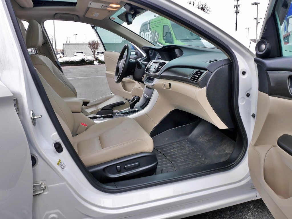 Used 2014 Honda Accord EX-L image 19