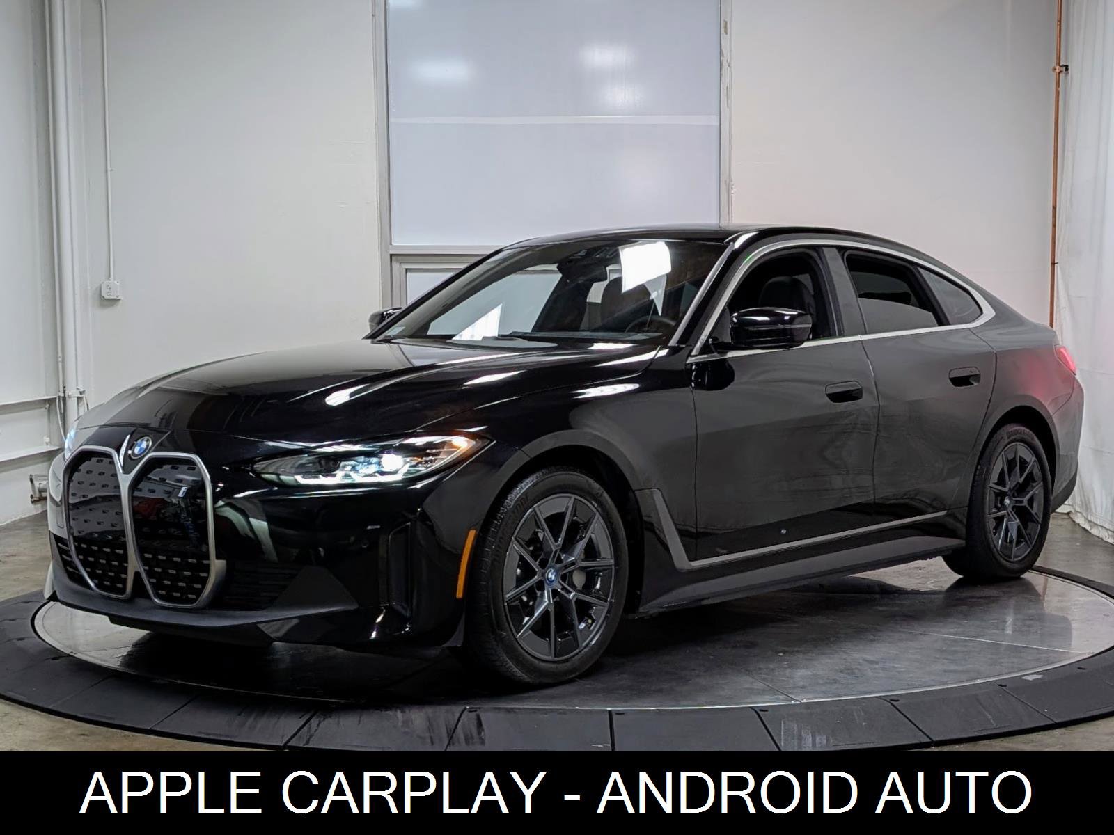 Used 2023 BMW i4 eDrive40 w/ Premium Package image 4