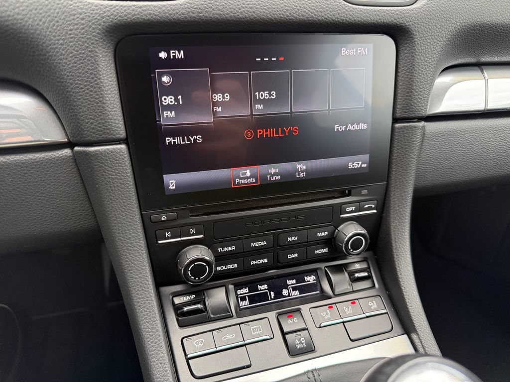 Used 2019 Porsche 718 Cayman RWD image 21
