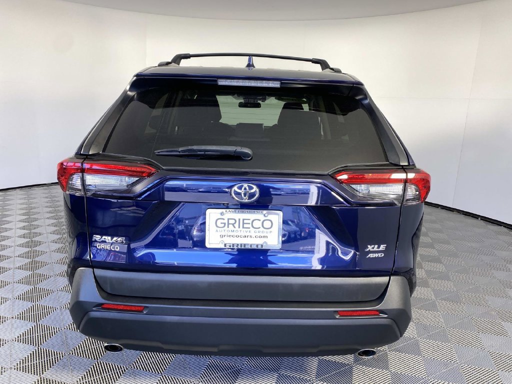 Used 2024 Toyota RAV4 XLE w/ Convenience Package AWD/4WD image 11