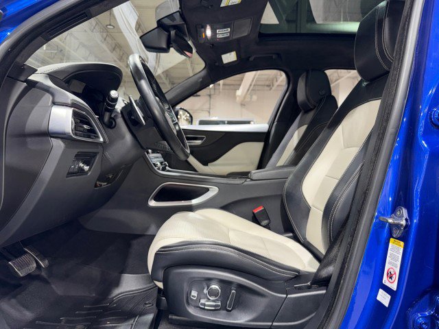 Used 2020 Jaguar F-PACE R-Sport image 48