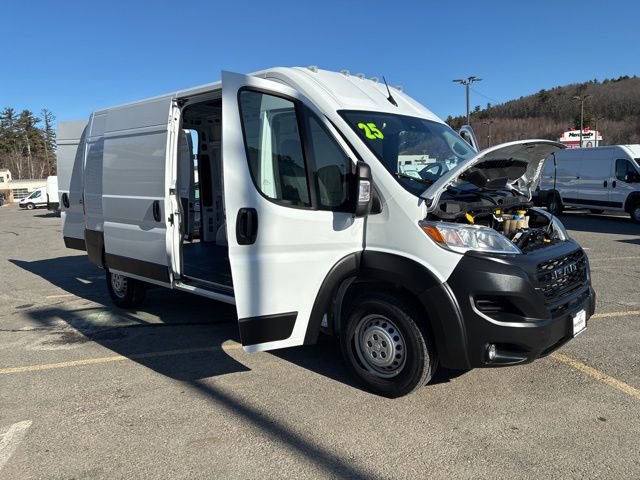 Used 2025 RAM ProMaster 2500 w/ Convenience Group image 9