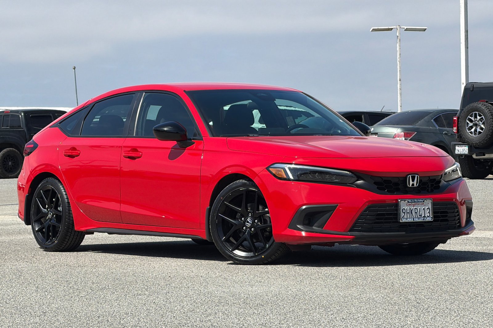 Used 2023 Honda Civic Sport image 2