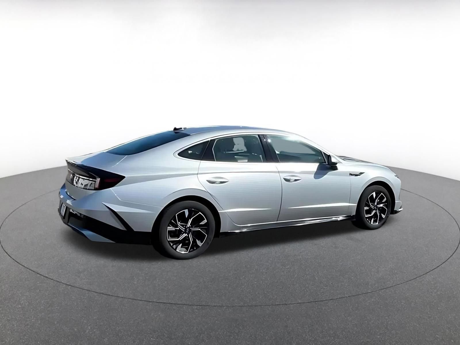 Used 2025 Hyundai Sonata SEL image 8