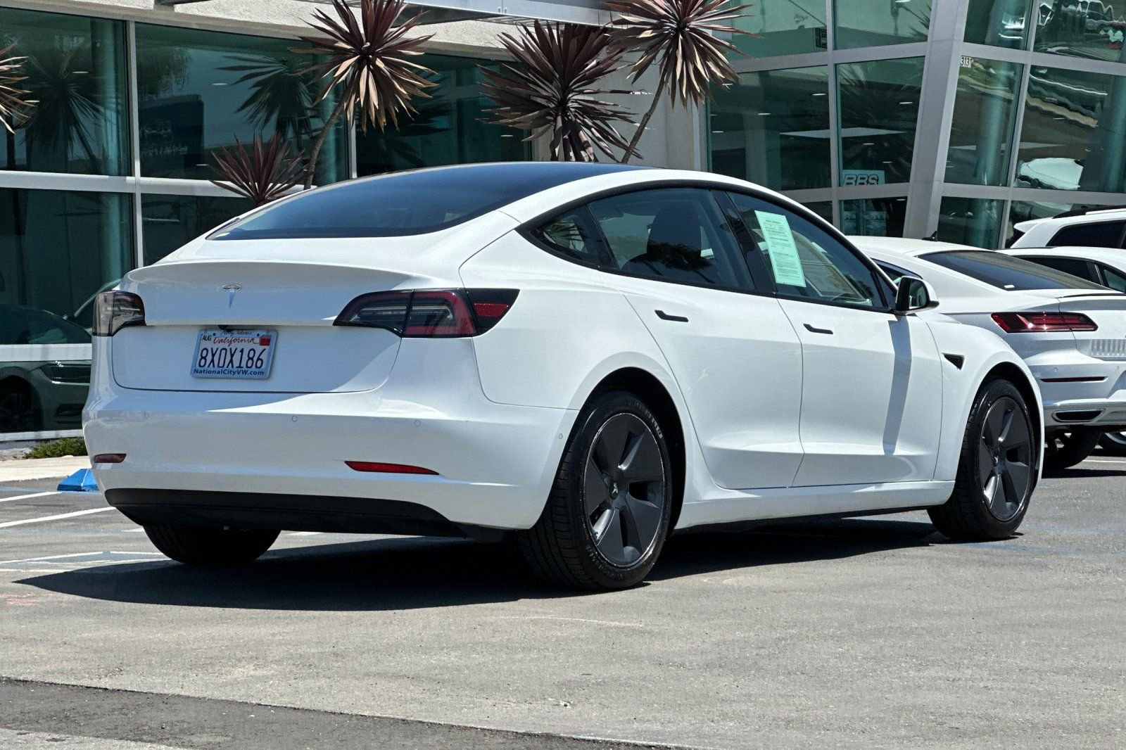 Used 2021 Tesla Model 3 Standard Range Plus RWD image 4