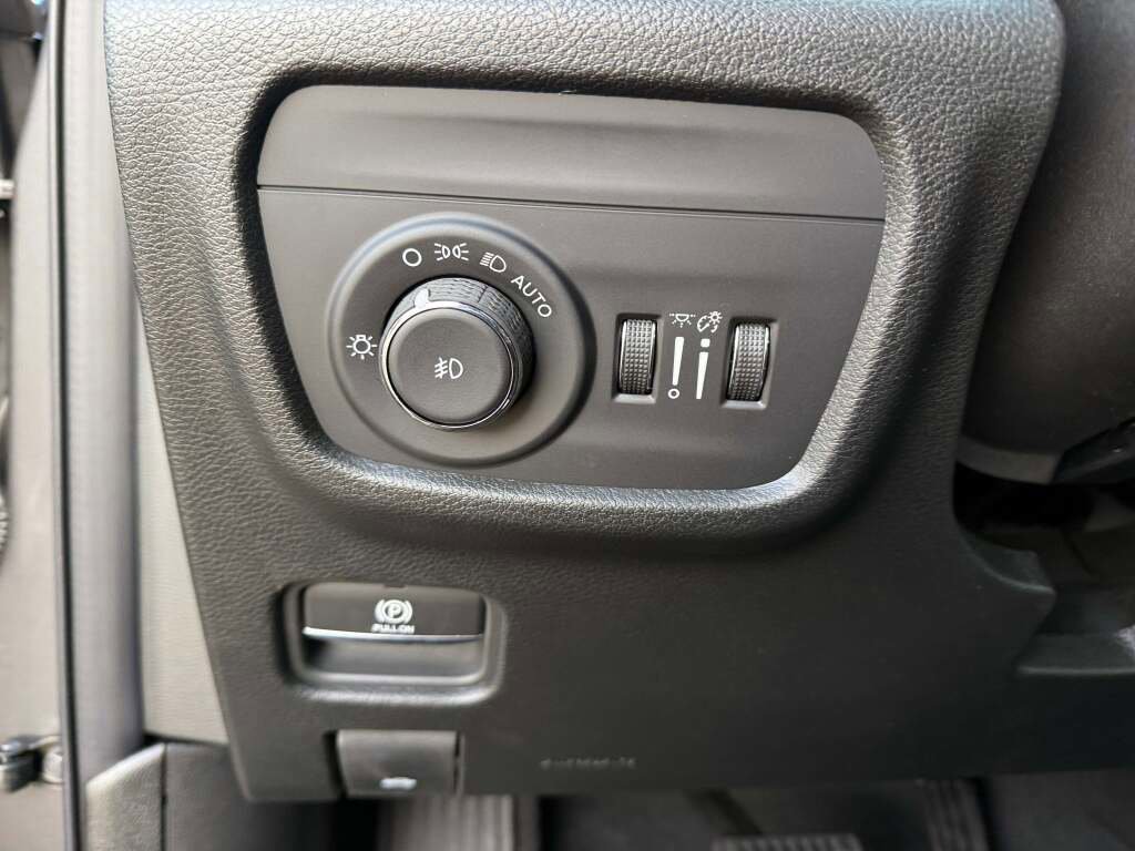 New 2026 Jeep Grand Cherokee Limited image 30