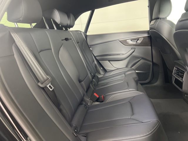 New 2026 Audi Q8 Premium Plus image 16