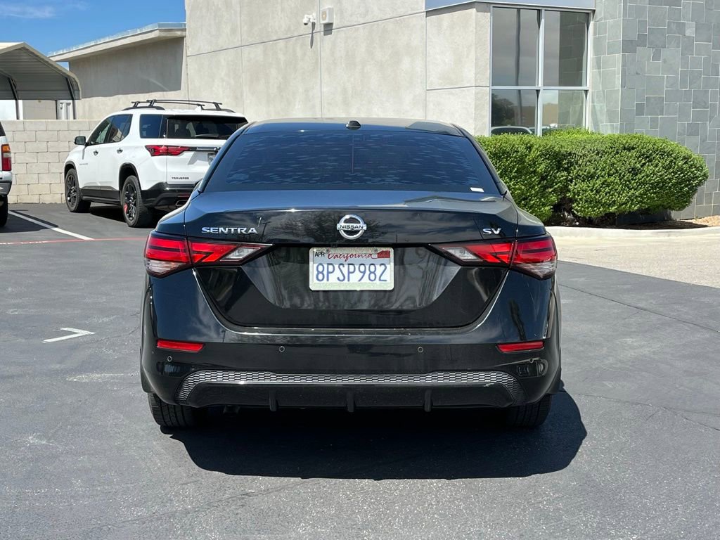 Used 2020 Nissan Sentra SV image 3