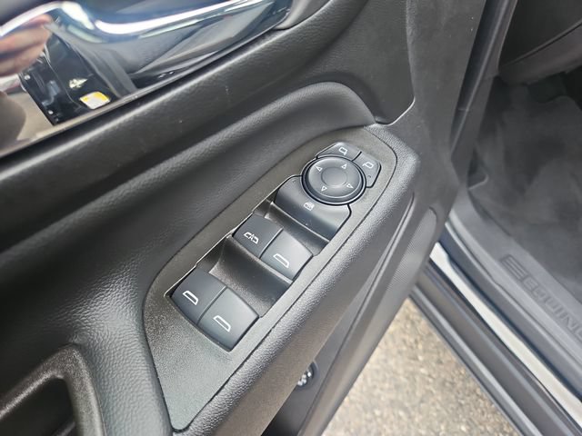 Used 2024 Chevrolet Equinox LT FWD image 11