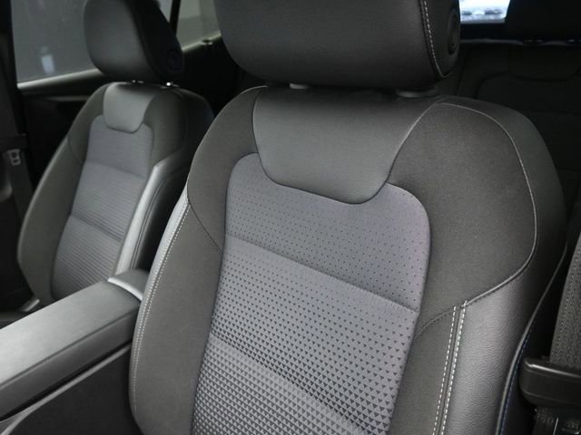 Used 2025 Chevrolet Trax LT image 19