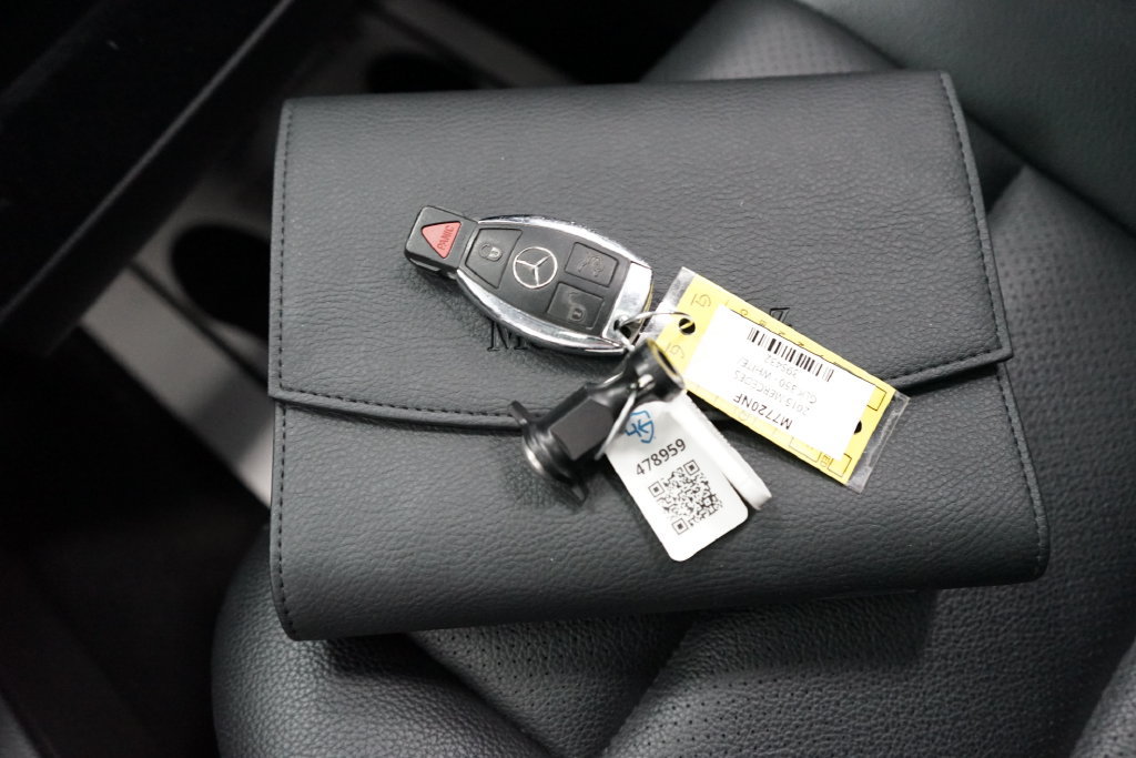 Used 2015 Mercedes-Benz GLK 350 4MATIC image 54
