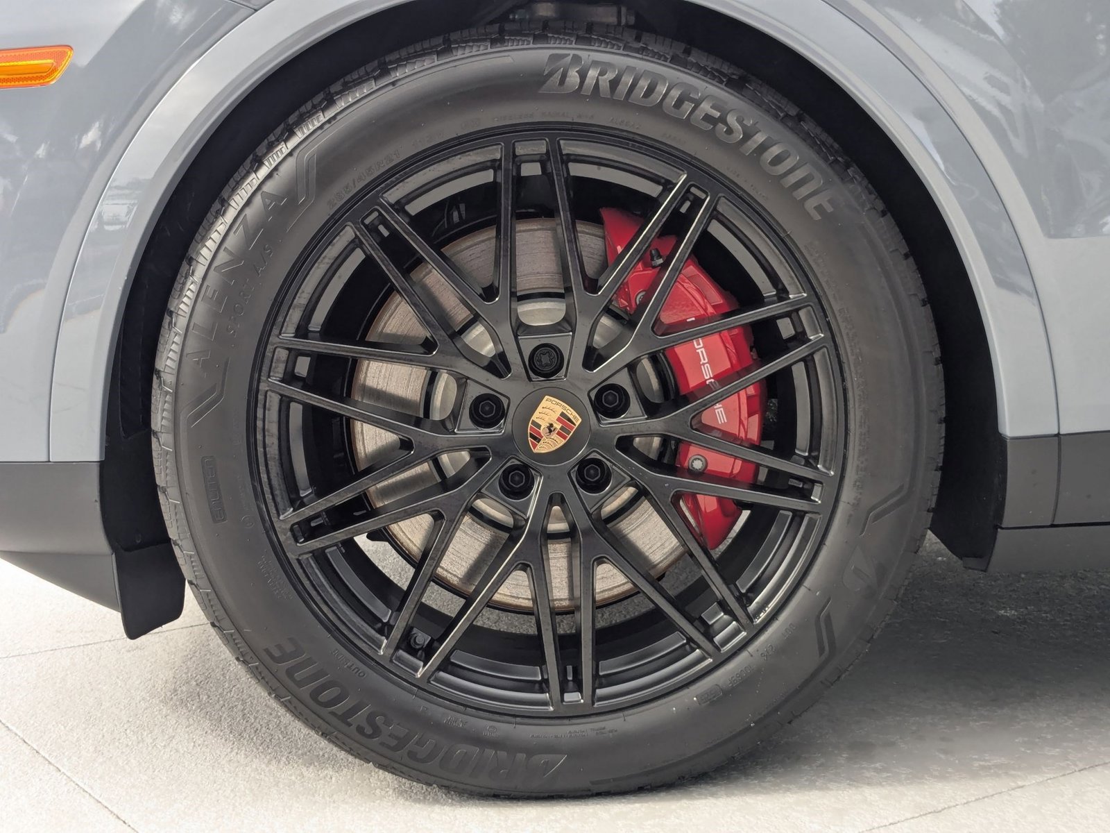 New 2026 Porsche Cayenne S image 29