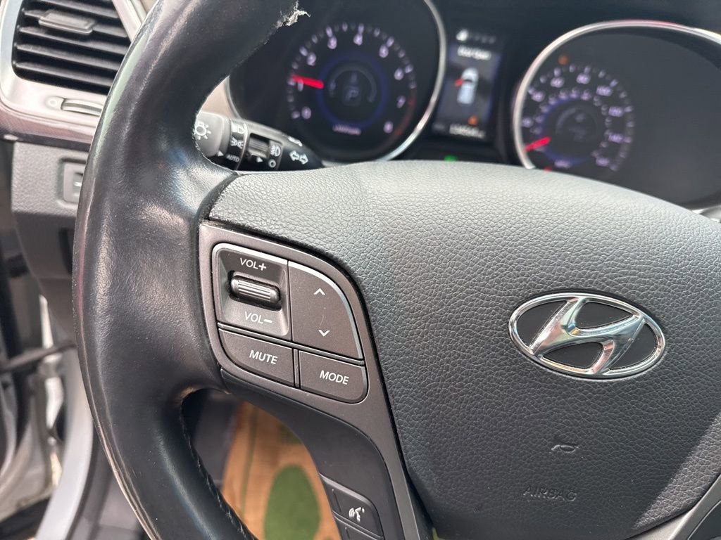 Used 2015 Hyundai Santa Fe Limited w/ Option Group 04 image 19