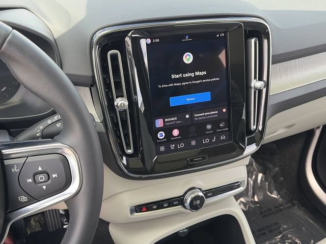 Used 2023 Volvo XC40 B5 Plus w/ Protection Package Premier AWD/4WD image 26