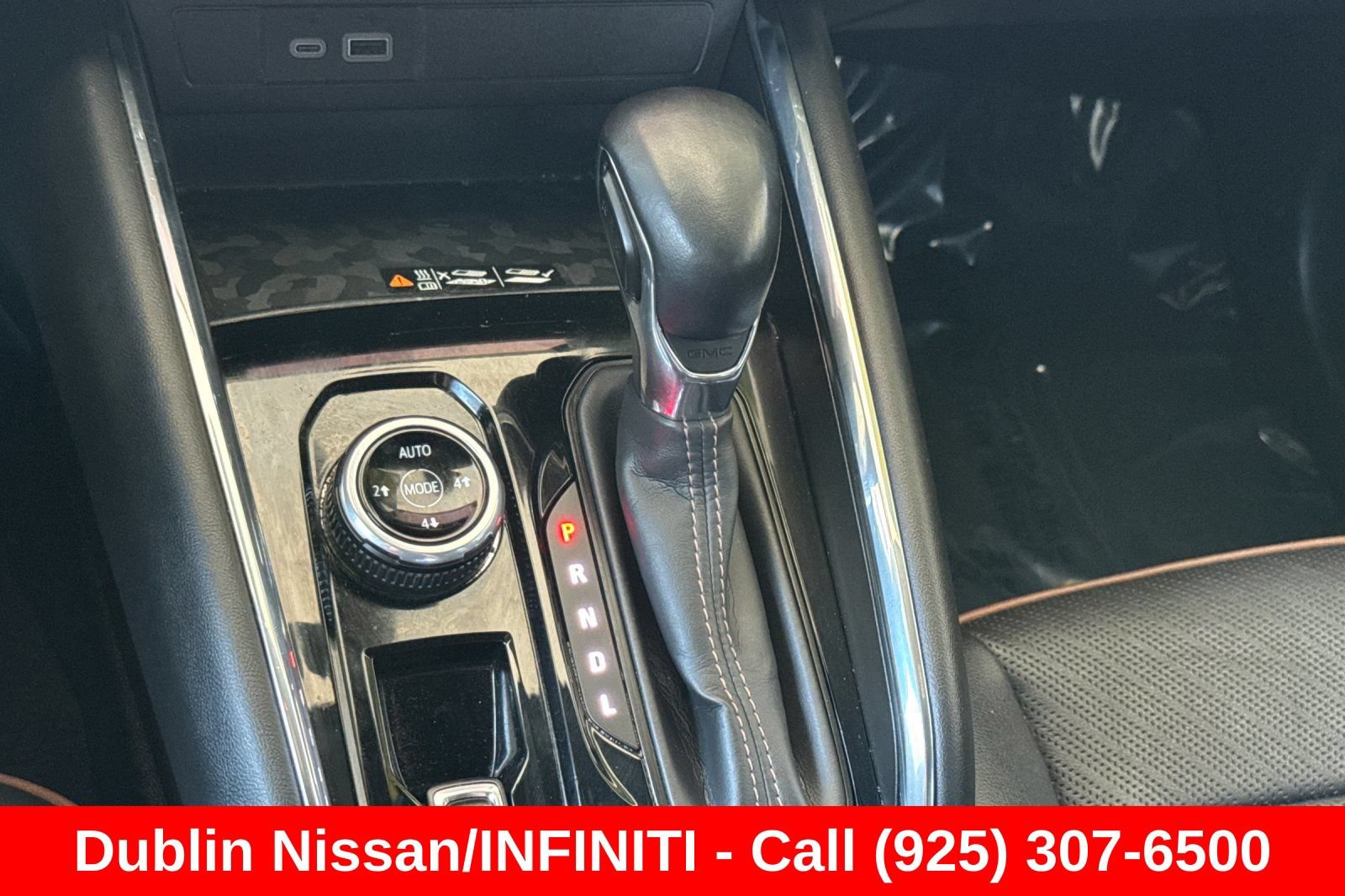 Used 2024 GMC Canyon AT4 w/ AT4 Premium Package AWD/4WD image 34