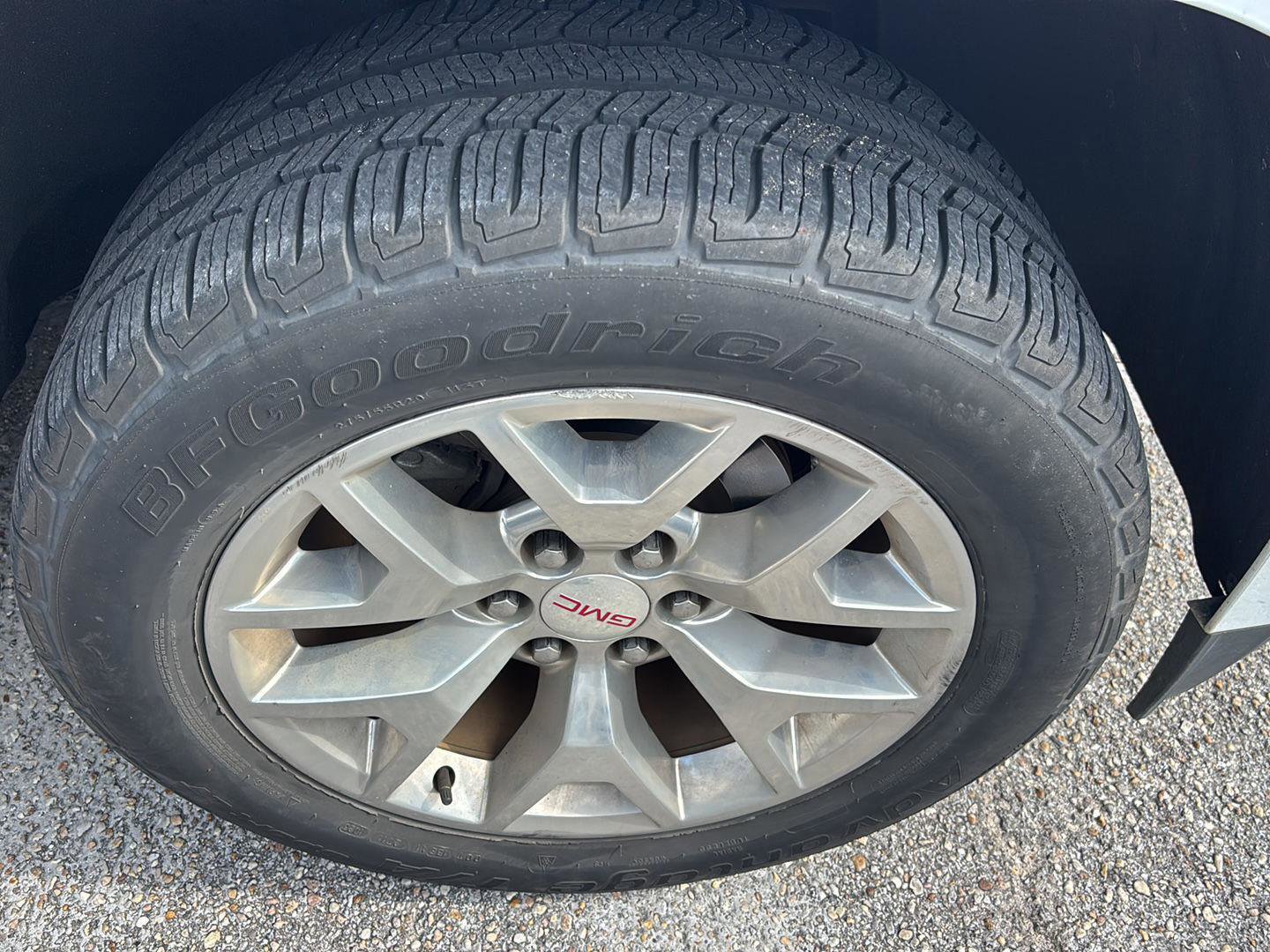 Used 2019 GMC Yukon XL SLT w/ Open Road Package RWD image 9