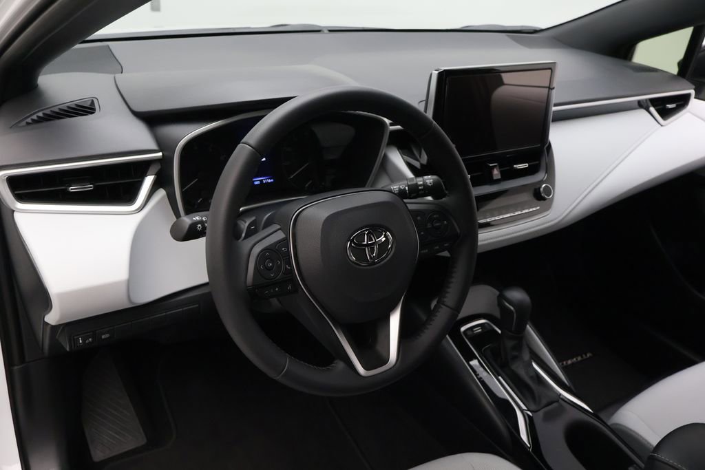 Used 2026 Toyota Corolla SE FWD image 15