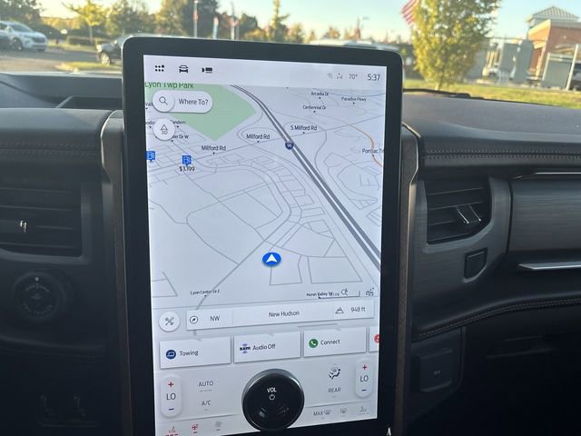 Used 2024 Ford Expedition King Ranch AWD/4WD image 13