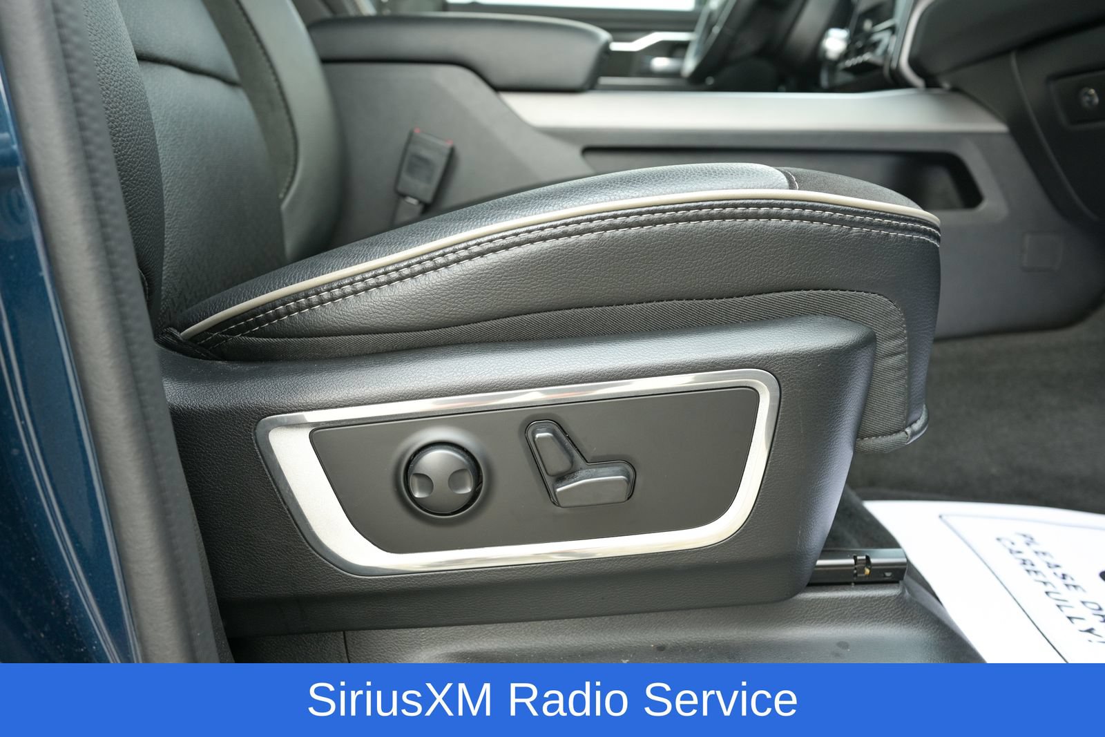 Used 2023 RAM 1500 Laramie AWD/4WD image 36