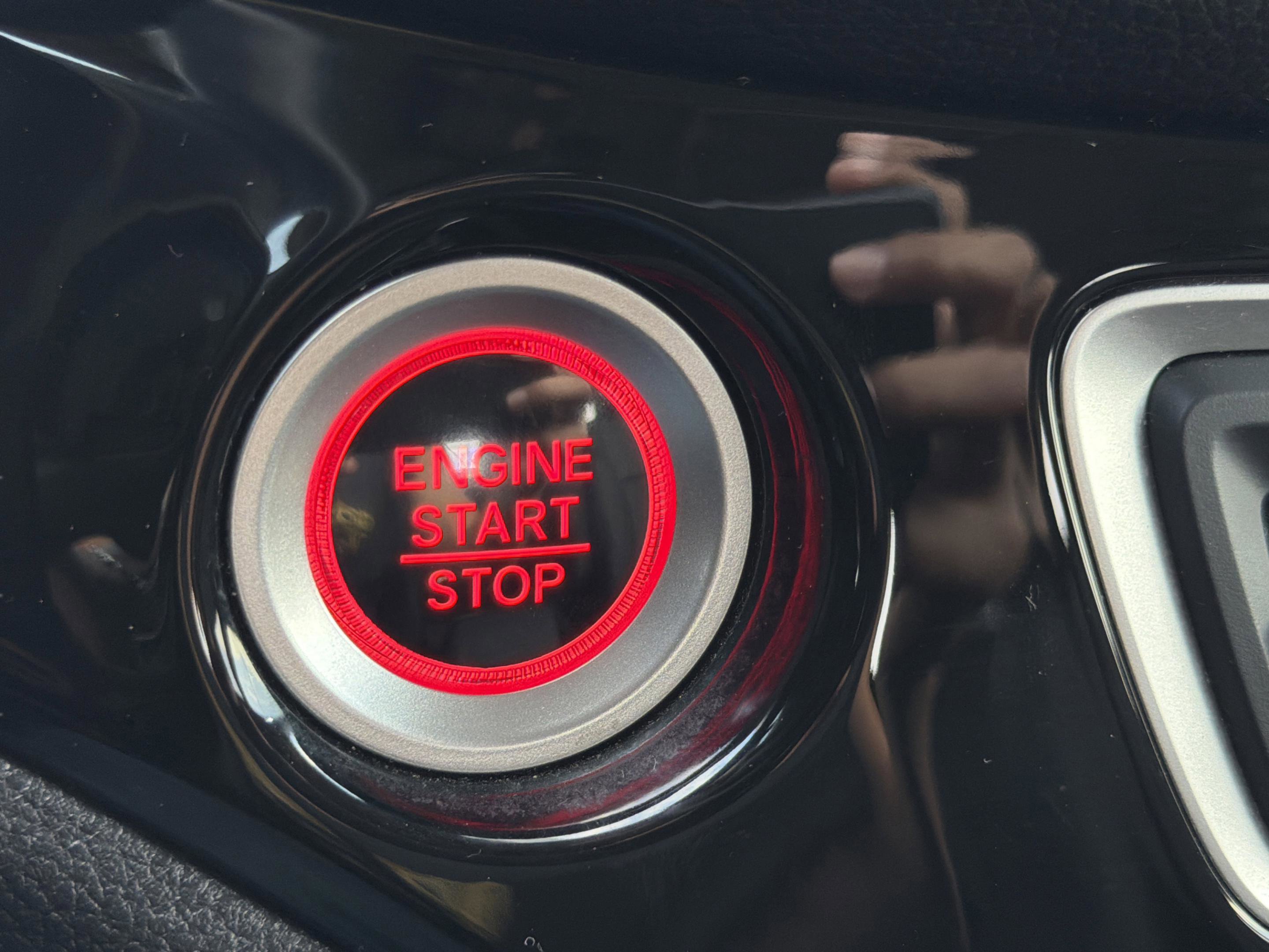 Certified 2020 Honda Pilot Touring image 17