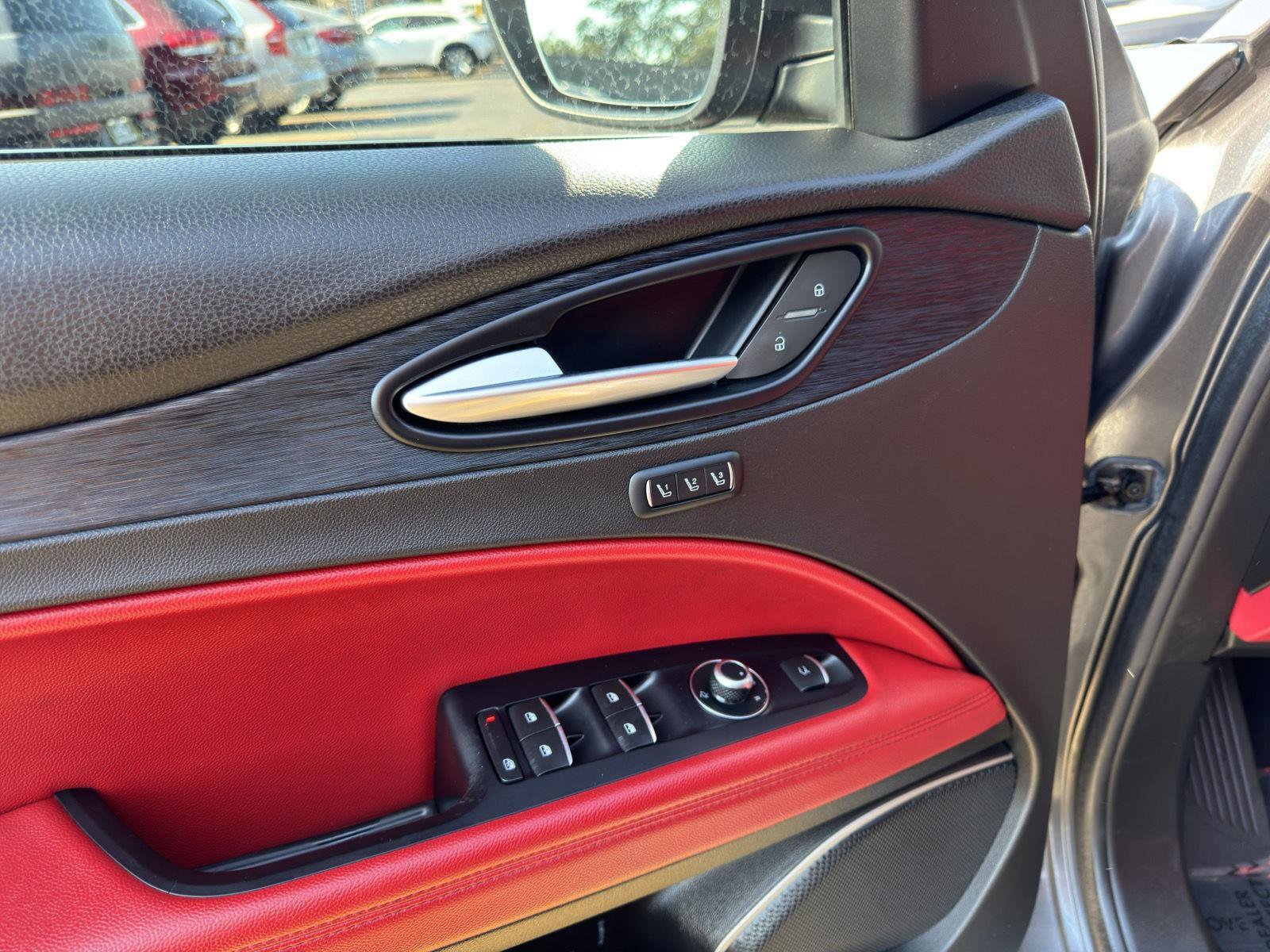 Used 2020 Alfa Romeo Stelvio Sport w/ Cold Weather Package image 19