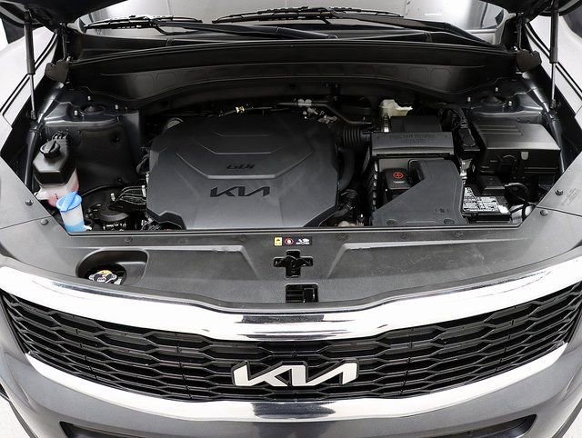 Used 2022 Kia Telluride LX image 28
