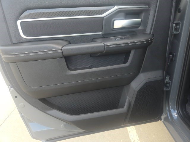 New 2026 RAM 2500 Big Horn AWD/4WD image 15