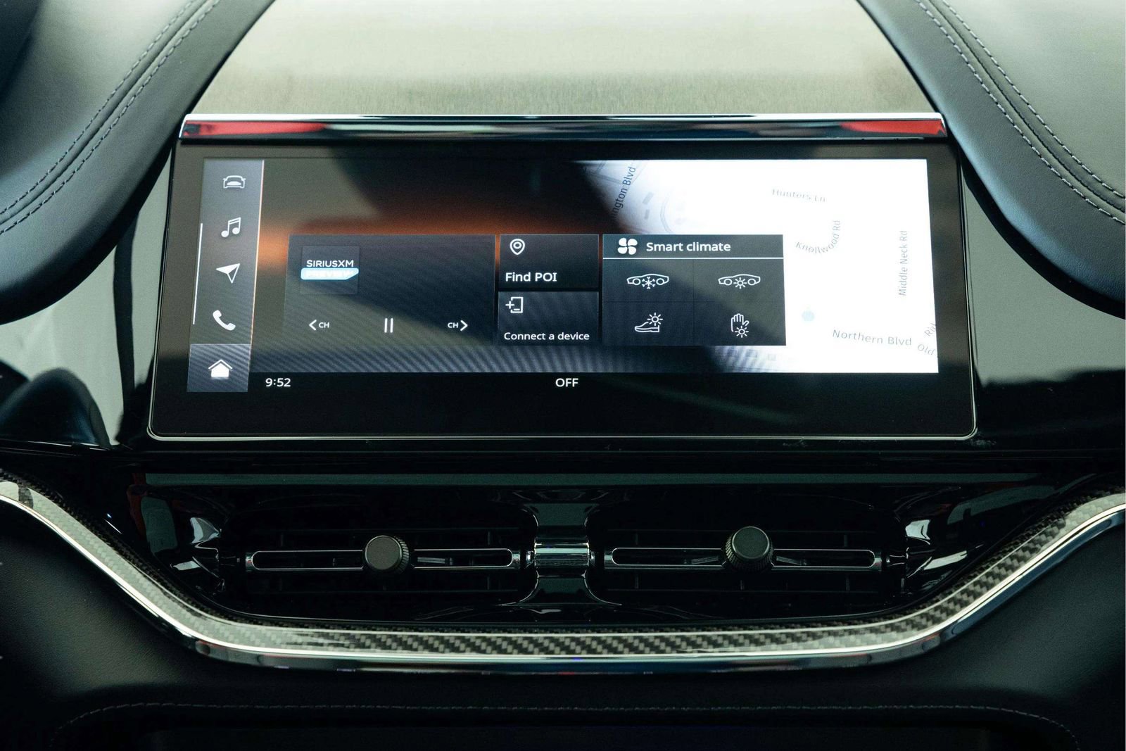 New 2026 Aston Martin DBX S image 35